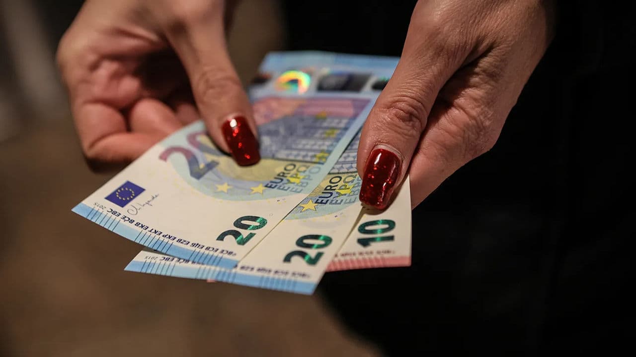 Veniturile nete din Luxemburg sunt de patru ori mai mari decât în Ungaria