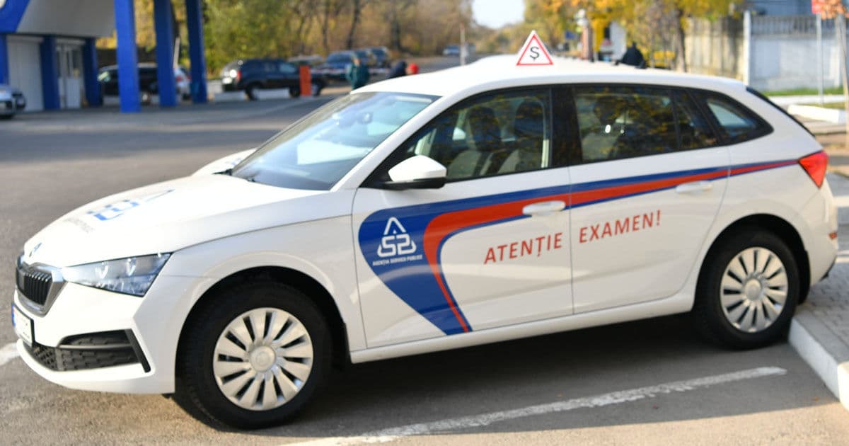 Instructorii auto pot asista la examenul practic pentru permis până în 2026