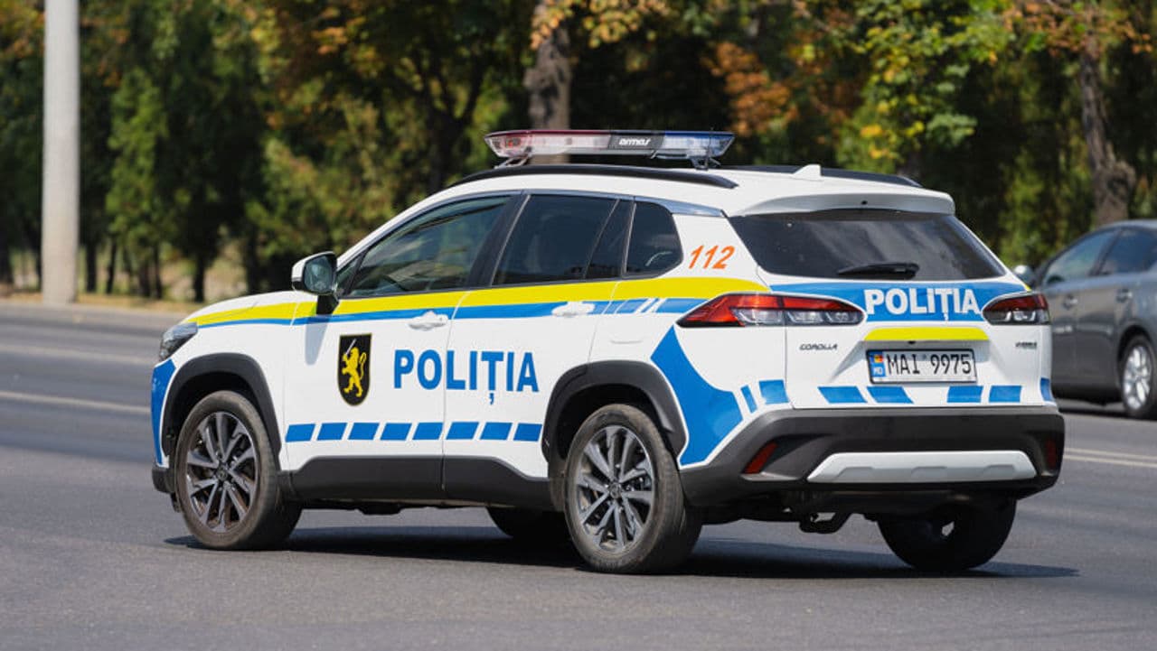 Poliția avertizează: Fotografiile din vacanță pot atrage hoții