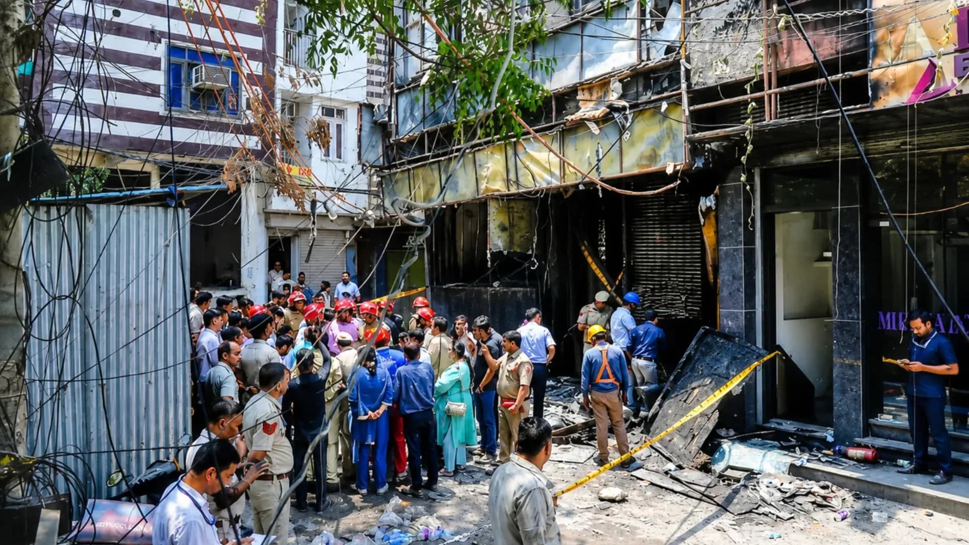 Incendiu devastator într-un hotel din India: 21 de victime confirmate