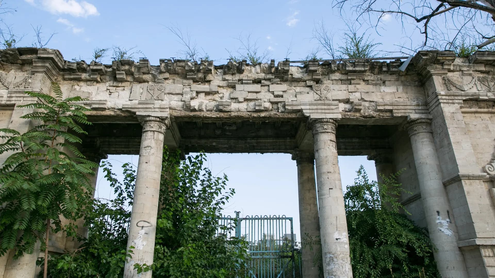 Terenul fostului Stadion Republican din Chișinău a fost eliberat. Premier: „E un proiect foarte important”