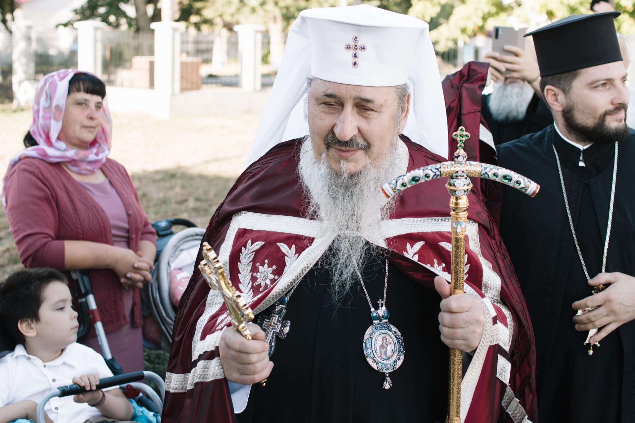 Biserica Ortodoxă Română a decis retragerea mitropolitului Petru Păduraru
